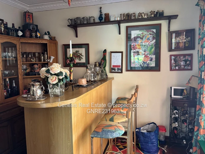 REDUCED NEW Delightful home on the prestigious Brooke golf course  (Sole Mandate)