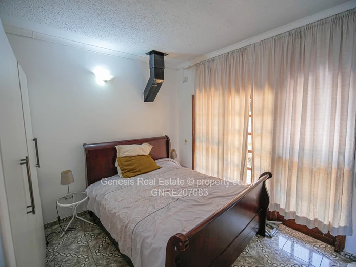 5 Bedroom House For Sale | Helensvale