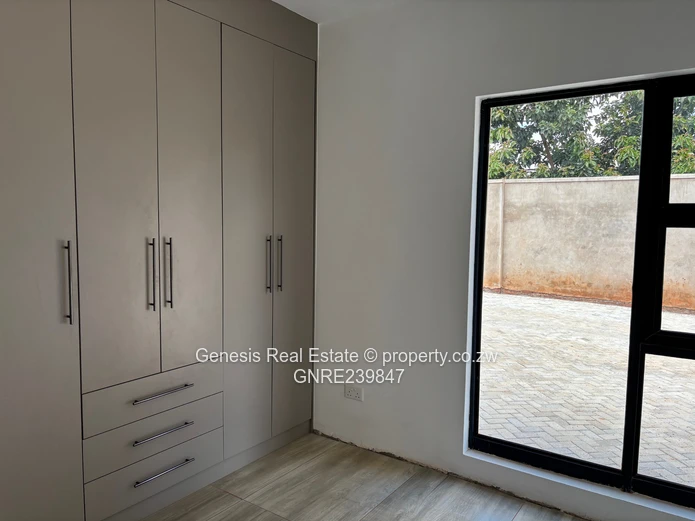 3 bedroom 2 bathroom Townhouse in Pomona