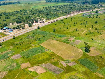 Commercial & Industrial Land