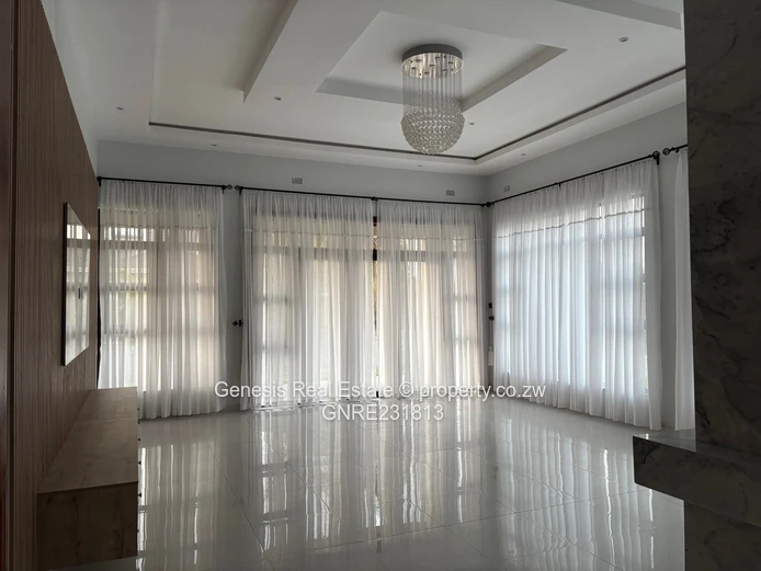 NEW Ultra Modern home in the Brooke golf estate 