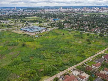 Commercial & Industrial Land