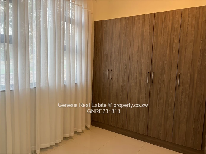 NEW Ultra Modern home in the Brooke golf estate 