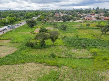 Commercial & Industrial Land