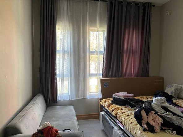 3 Bedroom Flat & Apartment
