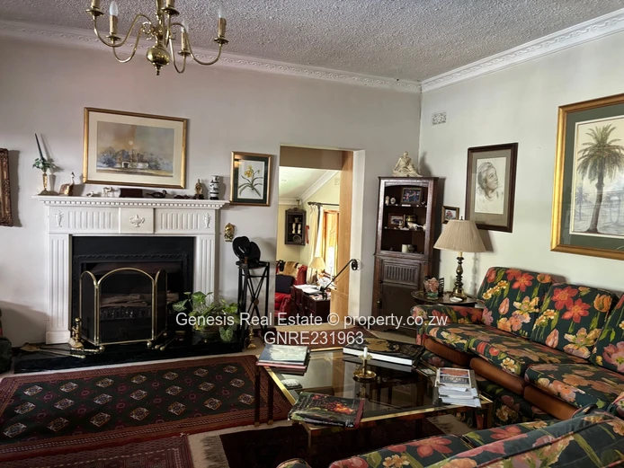 REDUCED NEW Delightful home on the prestigious Brooke golf course  (Sole Mandate)