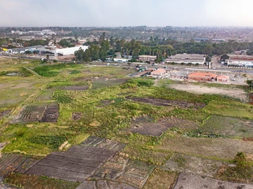 Commercial & Industrial Land