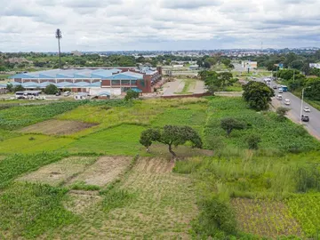 Commercial & Industrial Land