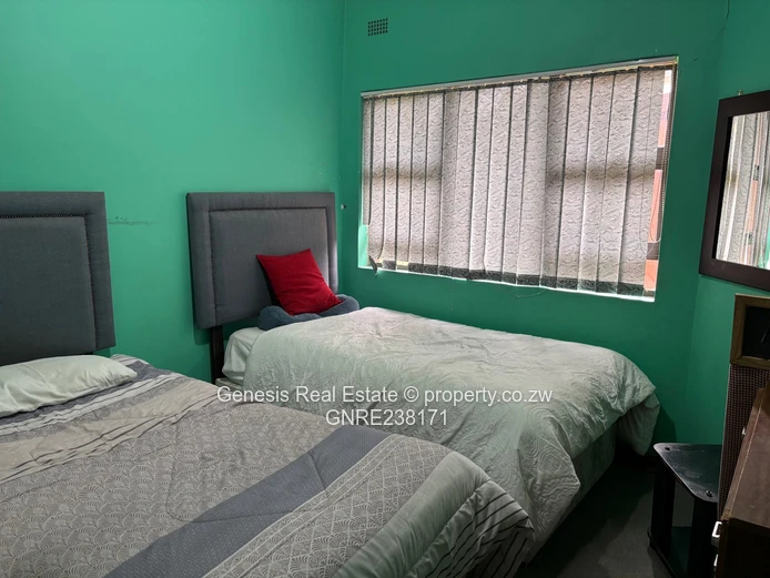 Enchanting 4 bedroom house in the Brooke Golf Estate