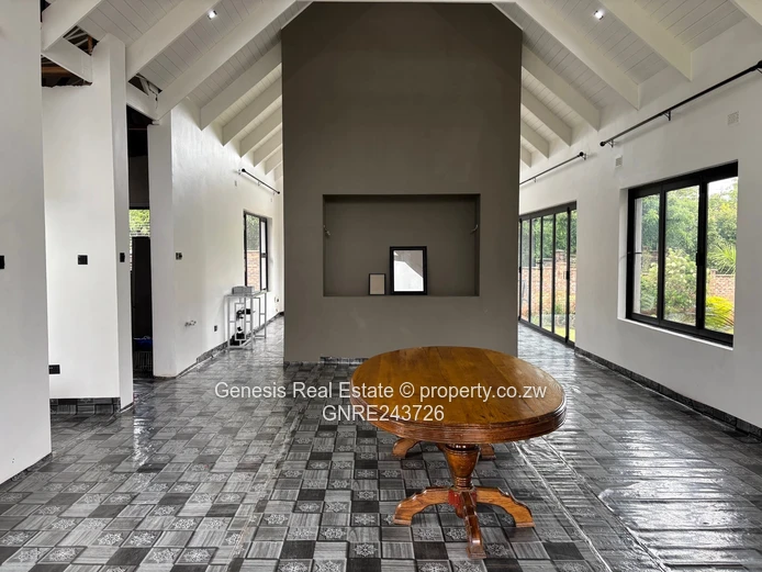 Modern 4 bed Cluster for sale