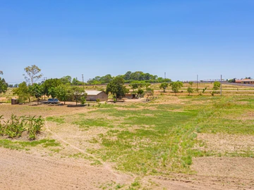 Stands & Residential Land