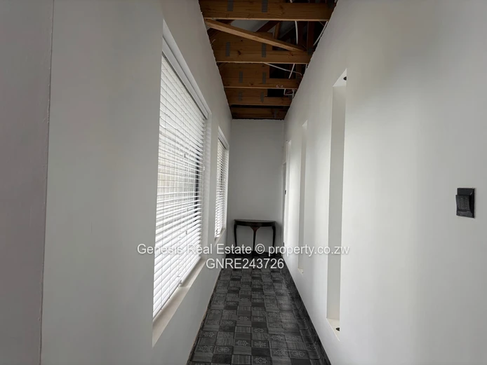 Modern 4 bed Cluster for sale