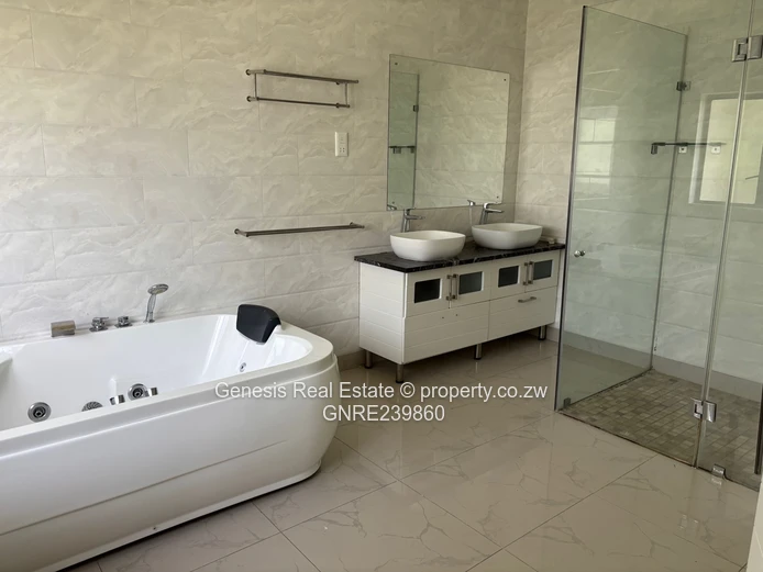 REDUCED Elegant home the Brooke Golf Estate