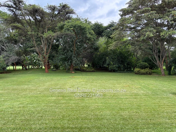 REDUCED NEW Delightful home on the prestigious Brooke golf course  (Sole Mandate)