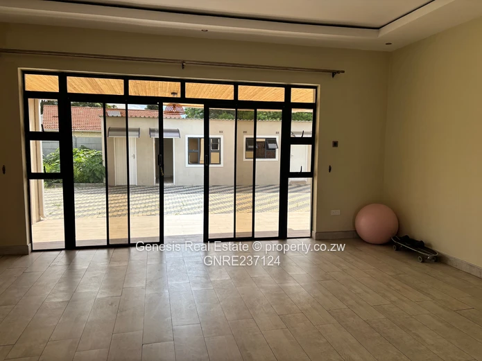 Peakwood Village 3 bedrooms with 2 bed cottage for sale 