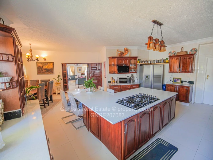 5 Bedroom House For Sale | Helensvale