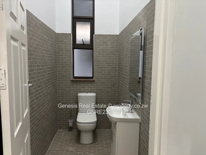 NEW Ultra Modern home in the Brooke golf estate 