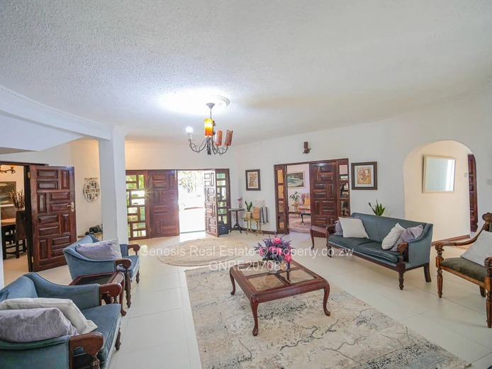 5 Bedroom House For Sale | Helensvale